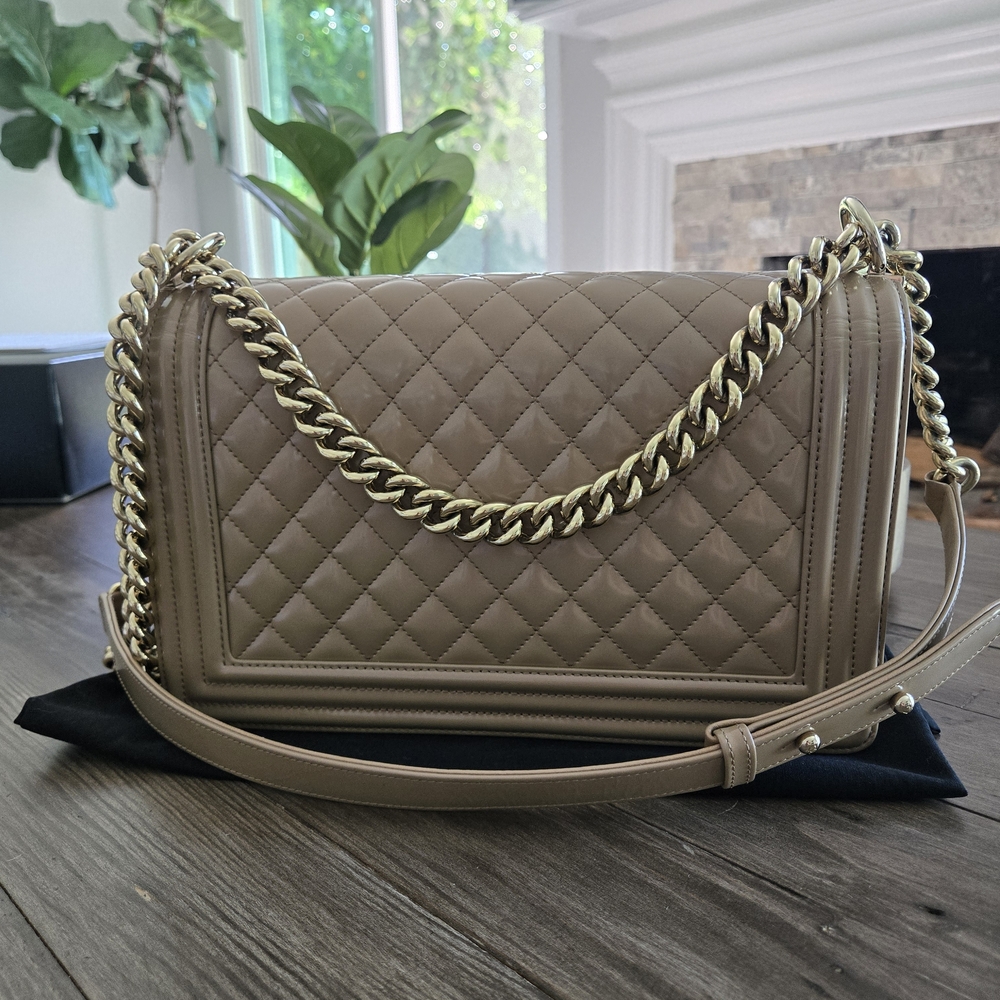 Chanel Le Boy Bag - Picture 13 of 15